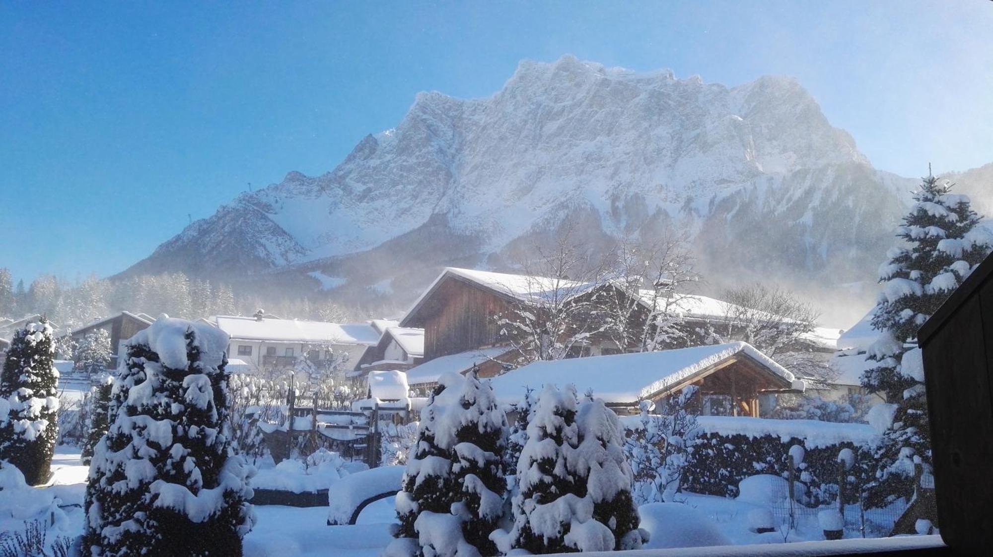 Haus Alpengluehen Lägenhet Ehrwald Exteriör bild
